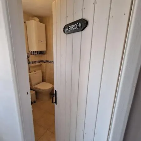 Black Cat - Feriehus *